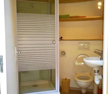 Entrepierres House | Gites et Yourtes l'Aousière