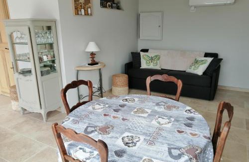 Valensole Apartment | Gites Lou Limbert