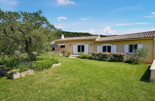 Rochefort-du-Gard House | Gorgeous home in Rochefort-du-Gard