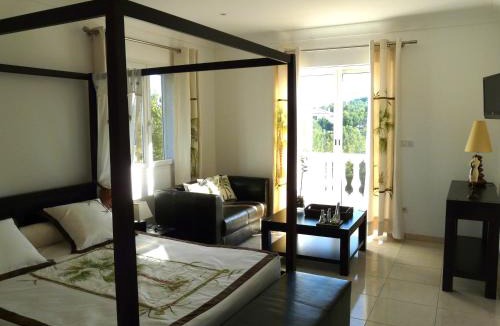Ensues-la-Redonne Bed & Breakfast | Grand Studio "Méjean" - Domaine Ciel et Mer