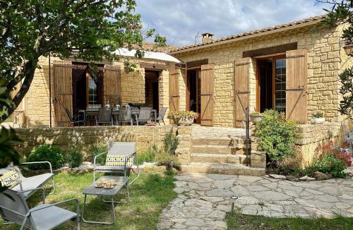 Caumont-sur-Durance Villa | Grande maison provençale cozy