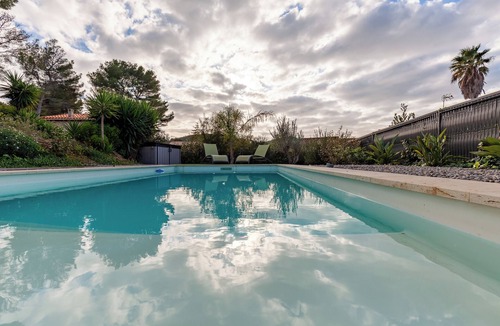 La Madrague Villa | Ground floor villa with swimming pool 150 m from the sea – Sea view, Wi-Fi and air conditioning