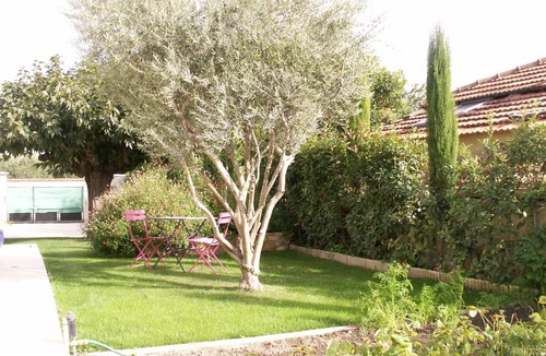 Orange Apartment | Ground floor garden apartment + POOL