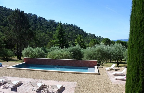 La Roquebrussanne House | Guesthouse, Charming place to rent in Provence, perfect for relaxing holidays
