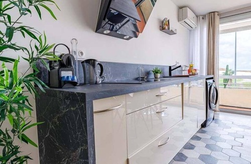 La Plage Apartment | GuestReady - Delightful oasis near Prado Beach