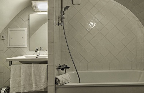 Saint-Michel-l'Observatoire Hotel | Hôtel Galilee