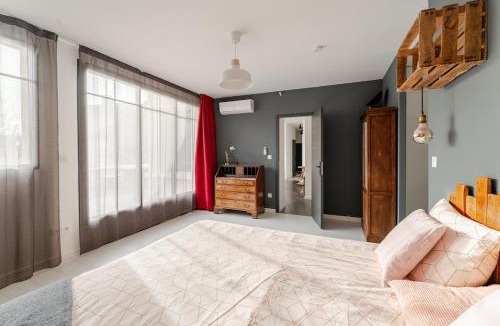 Chateaurenard Apartment | Hammam Privatif & Terrasse Vue Château