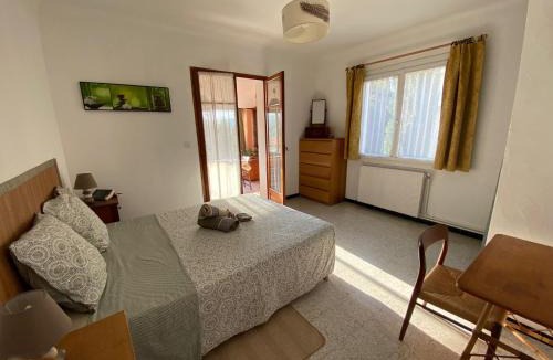 La Garde Apartment | Haut de villa-Proche plage-Calme