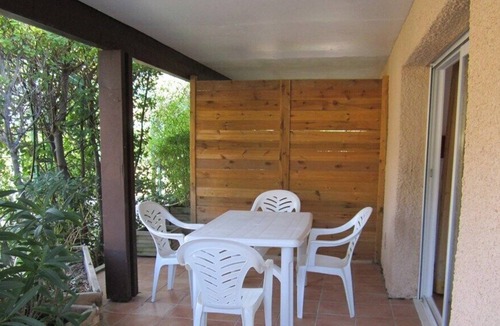 Cavaliere Beach Apartment | Heated Pool and Direct Beach Access for 4 People - Le Lavandou
