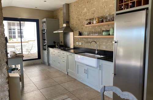 Blauvac House | Hill Top Stone House With Spectacular Views and saltwater pool Sleeping Up To 10