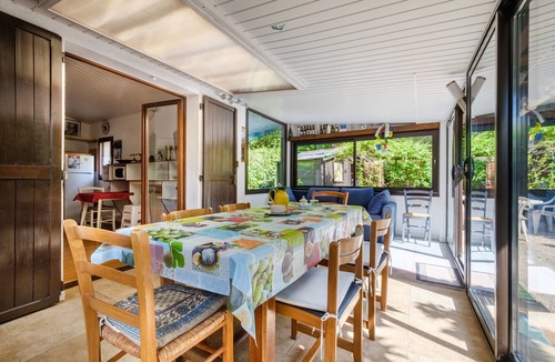 Saint-Cezaire-sur-Siagne House | Holiday Home 'Maison Proche Mer Et Montagne' with Shared Pool, Private Garden and Wi-Fi