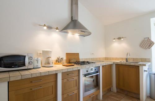 Bonnieux House | Holiday Home Gite Curel by Interhome