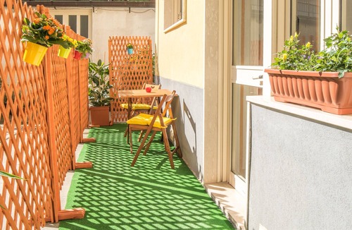 Bomerano Apartment | Holiday home in the center of Bomerano, one step away from the Path of the Gods.