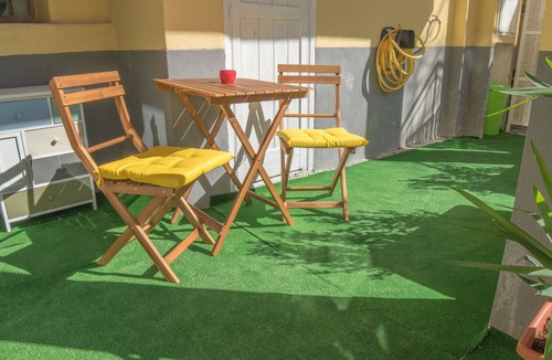 Bomerano Apartment | Holiday home in the center of Bomerano, one step away from the Path of the Gods.