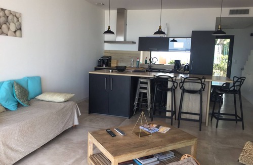Cavaliere House | Holiday Home 'Villa Azur' with Sea View, Wi-Fi and Air Conditioning