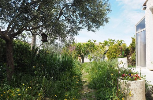 Villes-sur-Auzon House | Holiday home with private garden, Villes-sur-Auzon