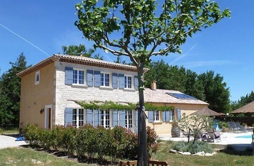 Simiane-la-Rotonde House | Holiday house Simiane la Rotonde for 1 - 9 persons with 4 bedrooms - Holiday house
