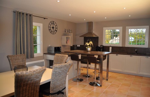 Vaison-la-Romaine Villa | Holiday house in Provence with private heated swimming pool.