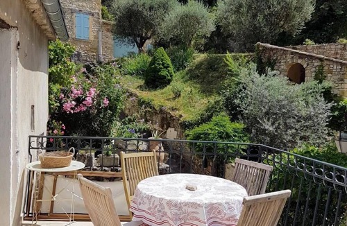 Gigondas House | Holiday house Gigondas for 1 - 4 persons with 2 bedrooms - Holiday home