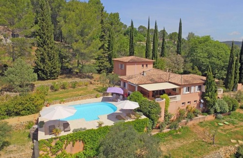 Lorgues House | Holiday house Lorgues for 1 - 8 persons with 4 bedrooms - Holiday home