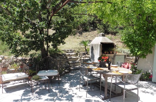 Pierrevert House | Holiday house Pierrevert for 1 - 3 persons with 2 bedrooms - Holiday house