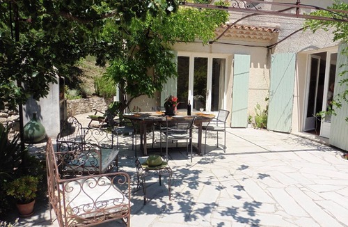 Pierrevert House | Holiday house Pierrevert for 1 - 3 persons with 2 bedrooms - Holiday house