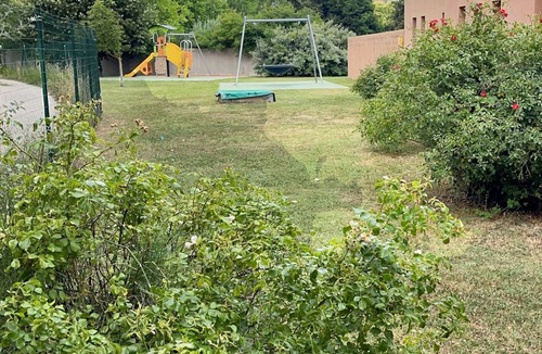Saint-Saturnin-les-Avignon House | Homerez - Cozy House in Saint-Saturnin, pool
