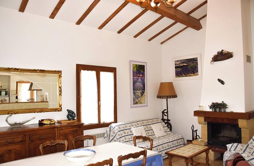 La Roche-sur-le-Buis Apartment | Homerez - Apartment in La Roche-sur-le-Buis