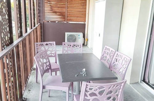 Remoulins Apartment | Homerez - Apartment in Remoulins