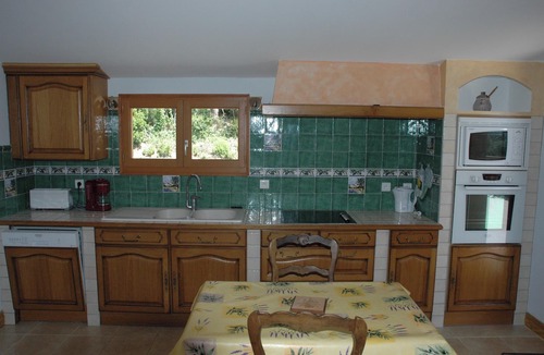 La Mole Villa | Homerez - Charming villa in La Mole with private pool