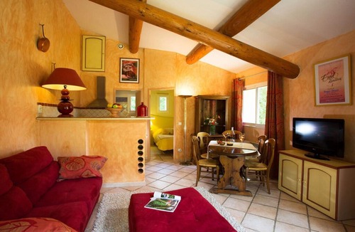 Forcalquier Apartment | Homerez last minute deal - Amazing apartment with shared pool