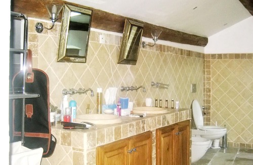 Molleges House | Homerez - Spacious house for 8 ppl. with swimming-pool and terrace at Mollégès
