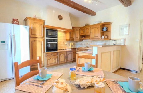 Althen-des-Paluds Villa | Homerez - Villa in Althen-des-Paluds