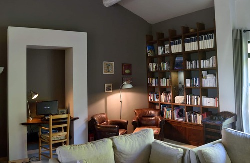 Forcalquier Hotel | Hotel Charembeau