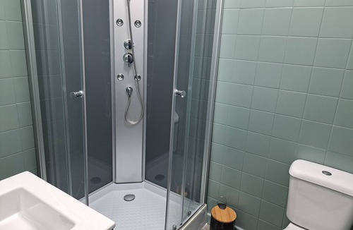 Aramon Hotel | hotel les platanes