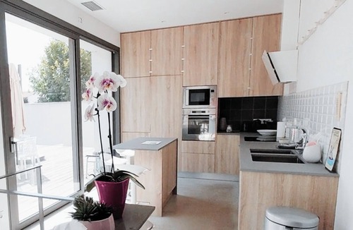 La Plage Villa | House and studio 50 m from the beach and close to the town center