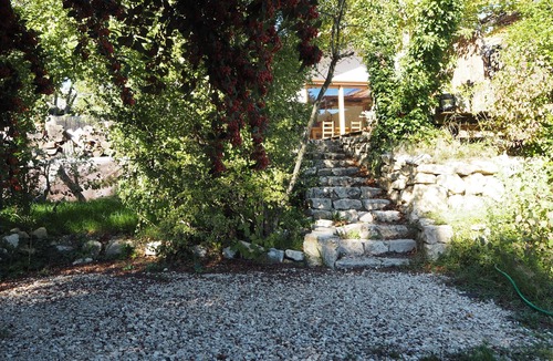 Venelles House | House for 8, air-conditioned, garden and pool 10km from Aix en Provence