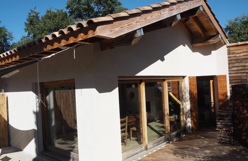 Venelles House | House for 8, air-conditioned, garden and pool 10km from Aix en Provence