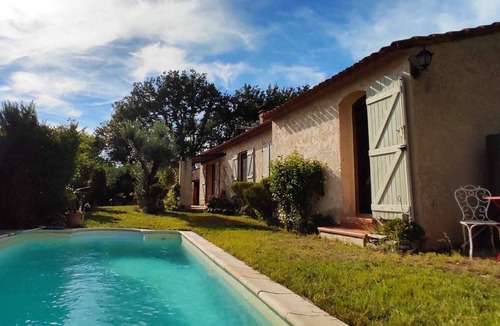 Puyricard House | House near village with garden, swimming pool, air conditioning