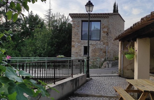 Eygaliers House | House of character, on the banks of a river, in the heart of Drôme provençale !