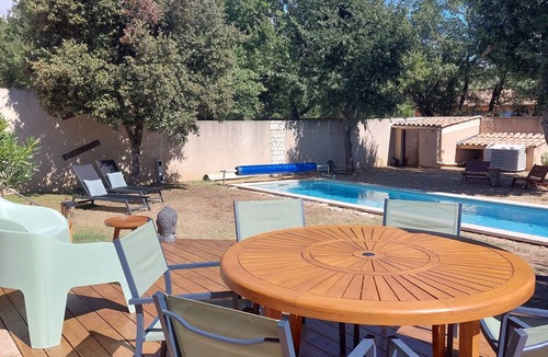 Saint-Saturnin-les-Apt House | House with swimming pool for seasonal rental-Lubéron/Saint- Saturnin- Lès- Apt