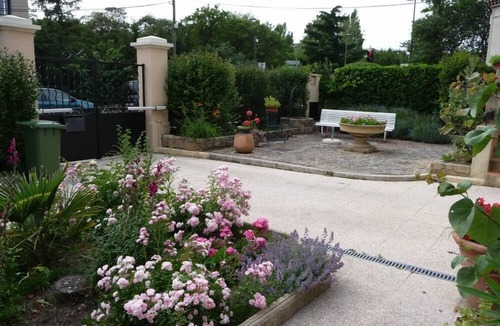 Couronne Urbaine Apartment | House with character