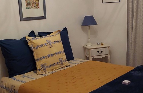 Sisteron Bed & Breakfast | House with garden