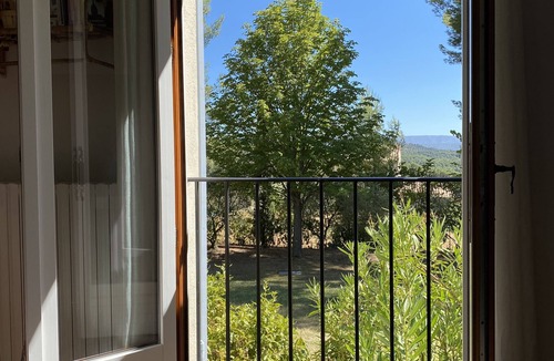 La Bastidonne House | house with peaceful pool, south Luberon, between vineyards and olive trees