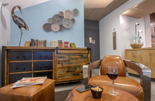 Brignoles Hotel | ibis Brignoles Provence Verte