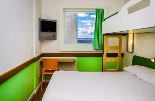Brignoles Hotel | ibis budget Brignoles Provence