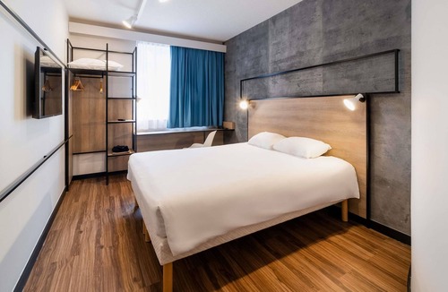 Marignane Hotel | Ibis Marseille Marignane Technopole