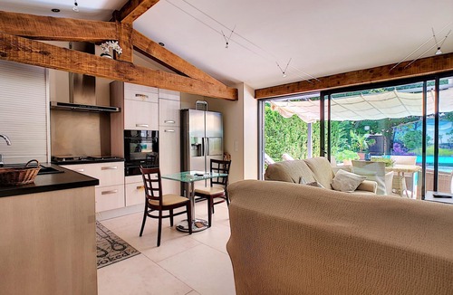 Molleges House | Ideal for couples, maisonette with private pool