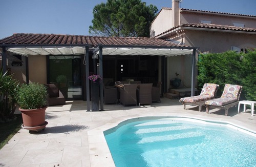 Molleges House | Ideal for couples, maisonette with private pool
