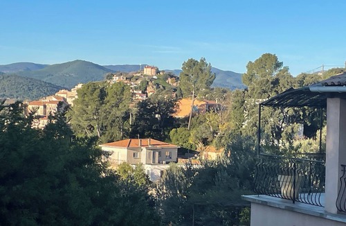 Pierrefeu-du-Var Apartment | Idyllic getaway StudioBas de Villa:garden and private pool near the coast